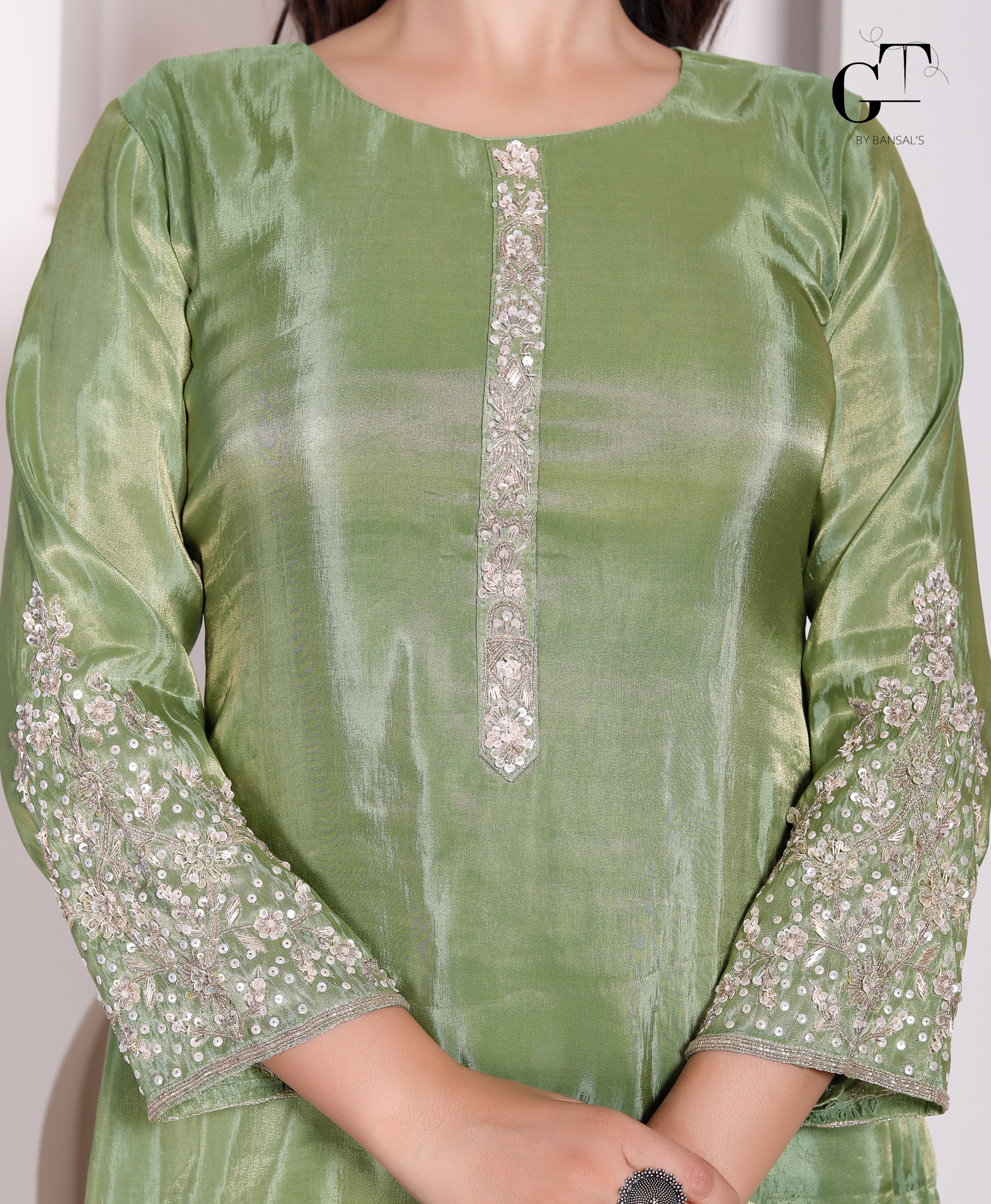 Pista Haldi Kurti Set