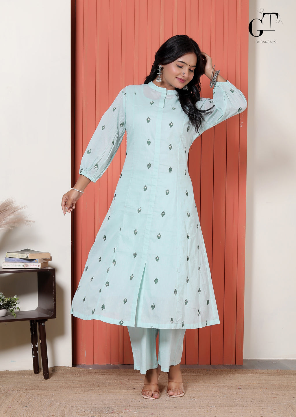 Mint Buti Kurti Set