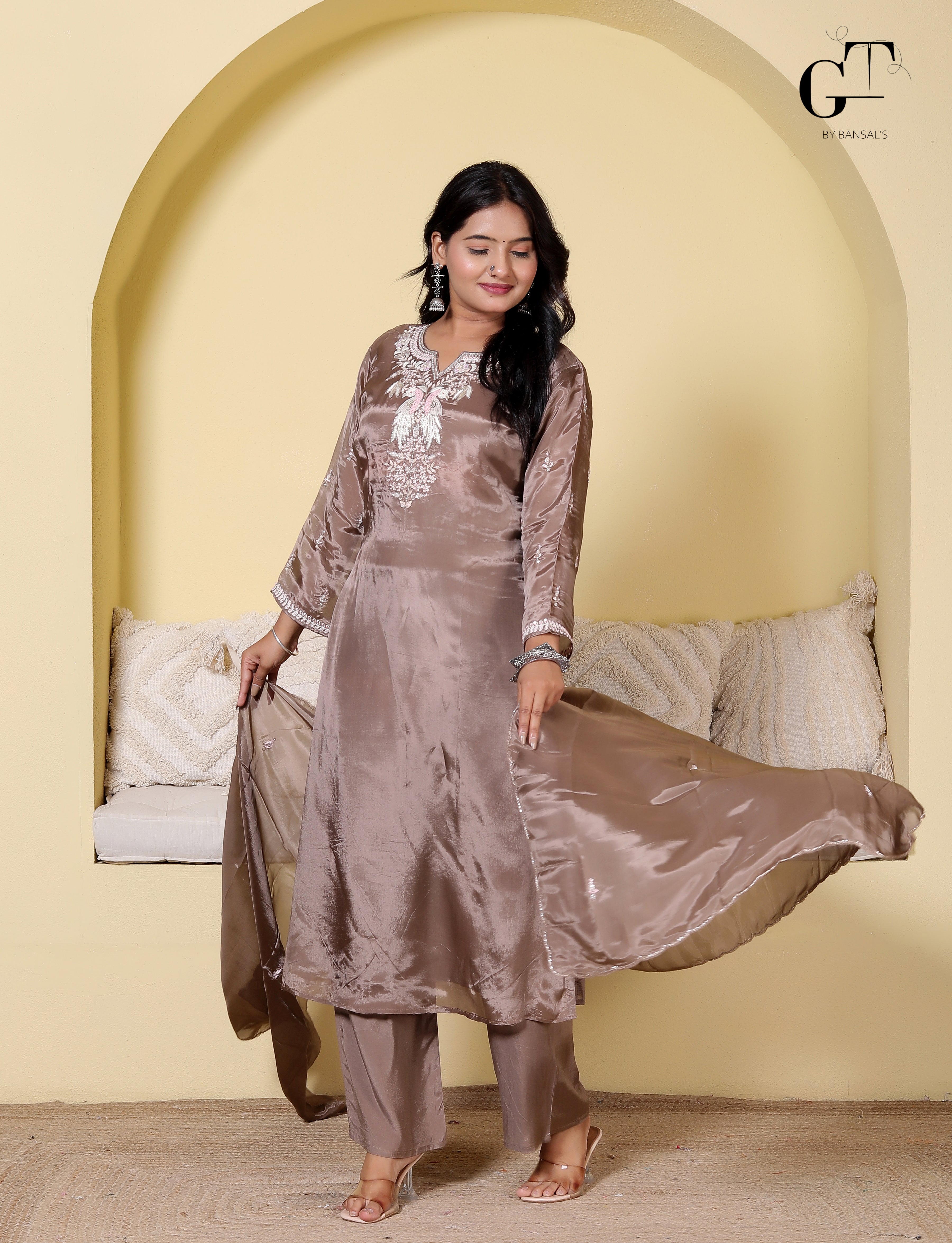 Rangoli Taupe Set